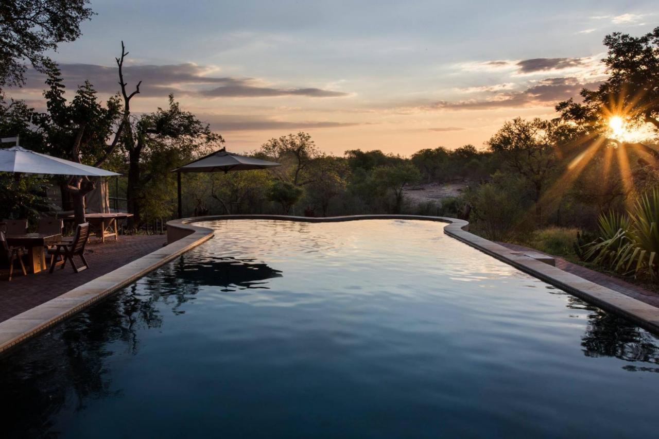 Milima Big 5 Safari Lodge Ходспруит Екстериор снимка