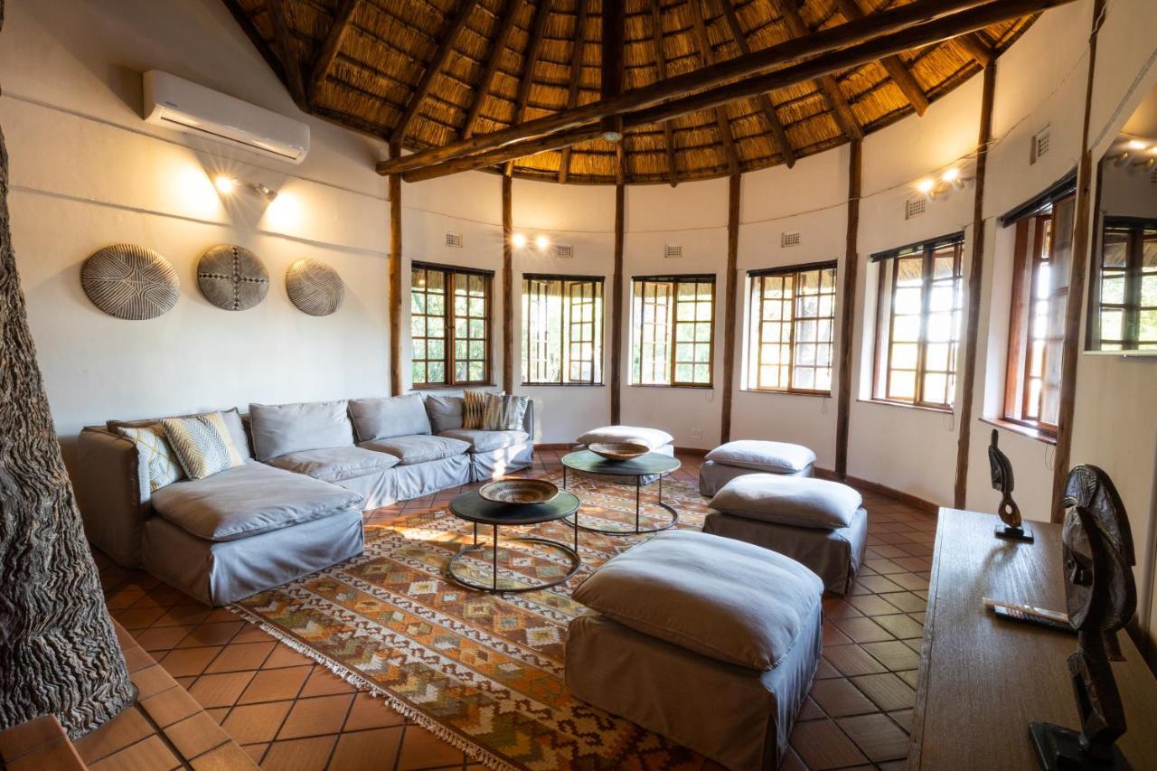Milima Big 5 Safari Lodge Ходспруит Екстериор снимка
