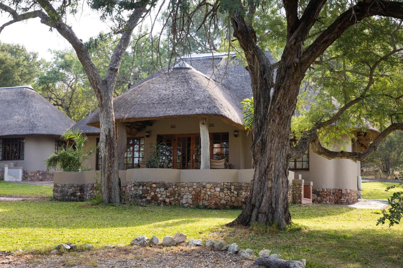 Milima Big 5 Safari Lodge Ходспруит Екстериор снимка